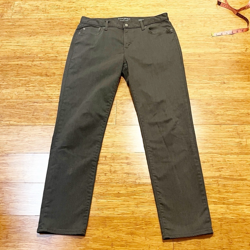 Banana Republic Men's Charcoal Gray Slim Travel Jean. Size 34 Waist X 32 Length - Picture 4 of 16